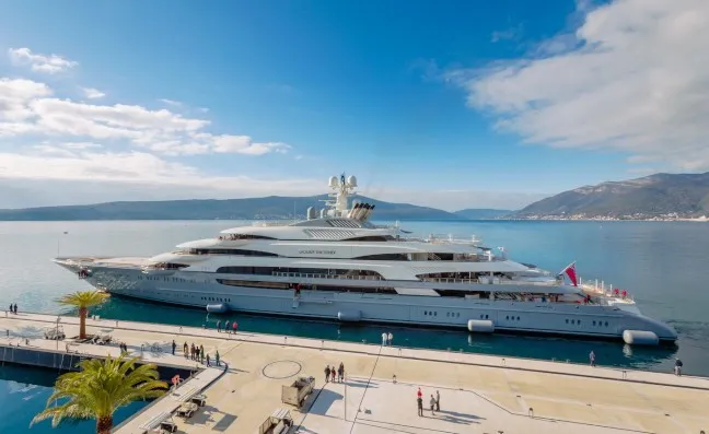 Super yacht ocean victory voorzien van Speedheat elektrische vloerverwarming