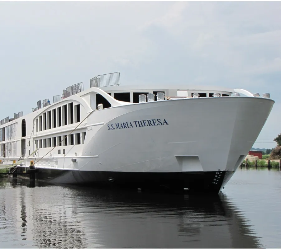 Passagiersschip S.S. Maria Theresa voorzien van elektrische vloerverwarming