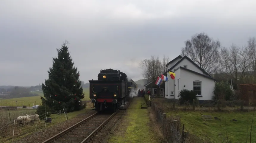 Speedheat in stationsgebouw Eys