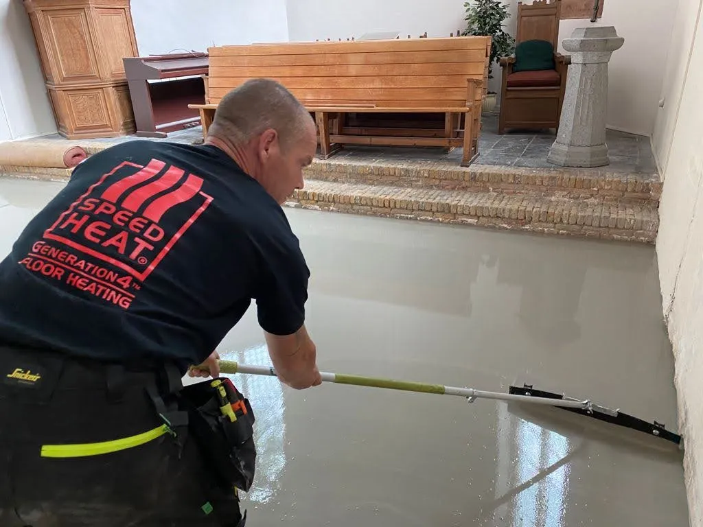 Speedheat elektrische vloerverwarming in de Engelse Kerk