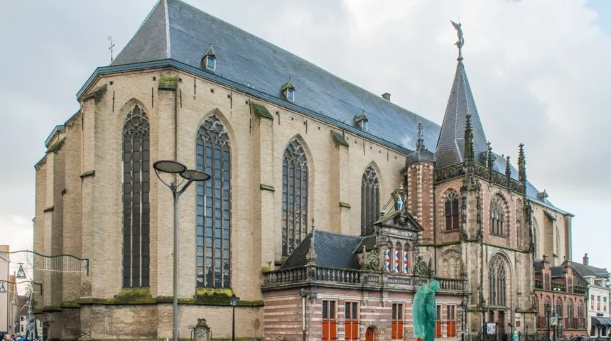 De grote kerk in Zwolle verwarmd met Speedheat