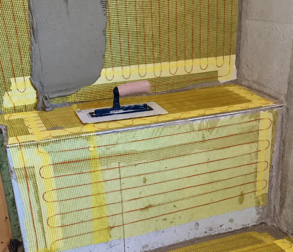 Speedheat elektrische wandverwarming zitbankje badkamer
