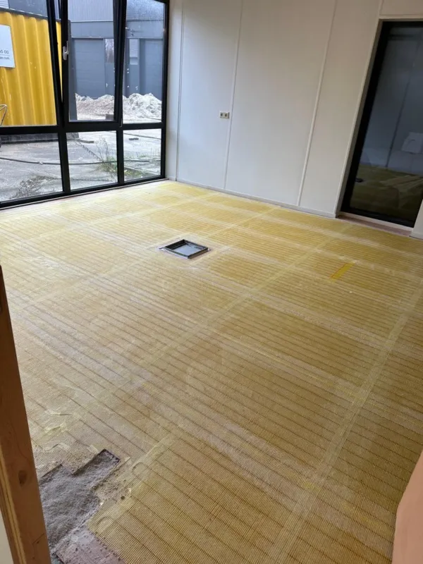 Elektrische vloerverwarming in kantoorpand